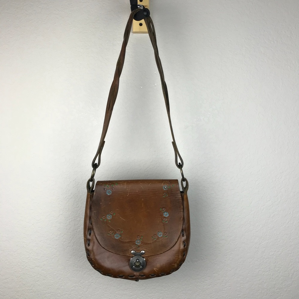 VTG Hand Tooled 100% leather floral lock purse - Picture 2 of 8